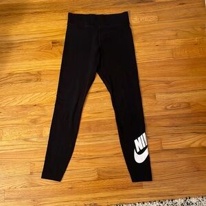 Medium Black Nike Leggings